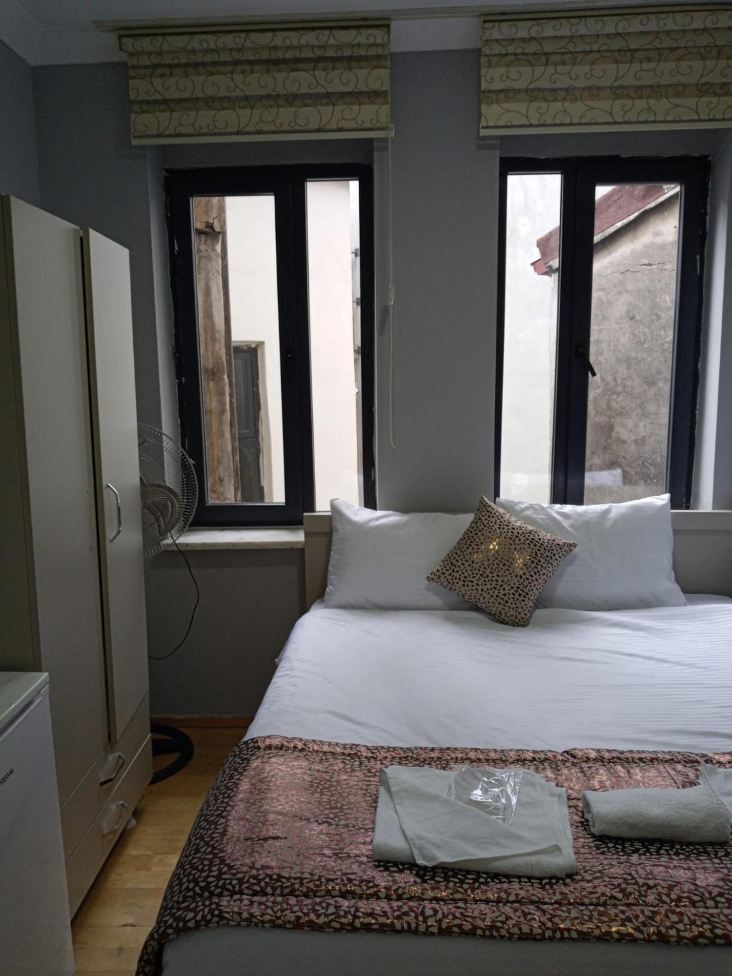איסטמבול Taksim City Hotel מראה חיצוני תמונה