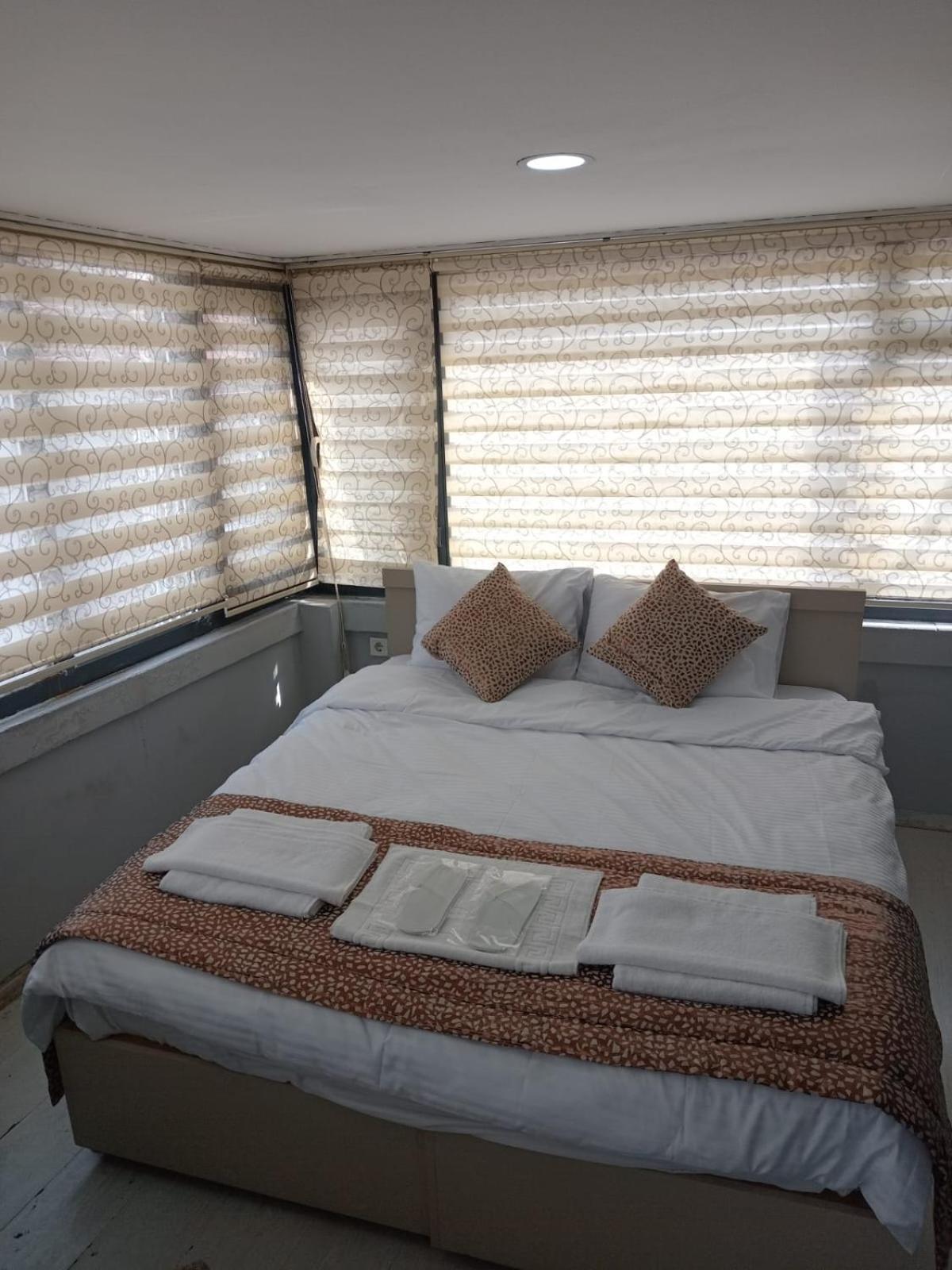 איסטמבול Taksim City Hotel מראה חיצוני תמונה
